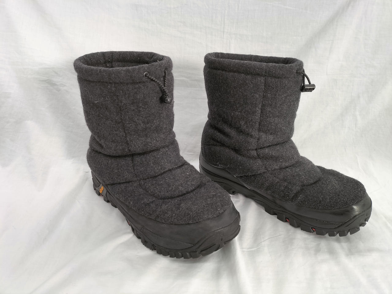 ミッドソール側使用により変形や擦り傷有り