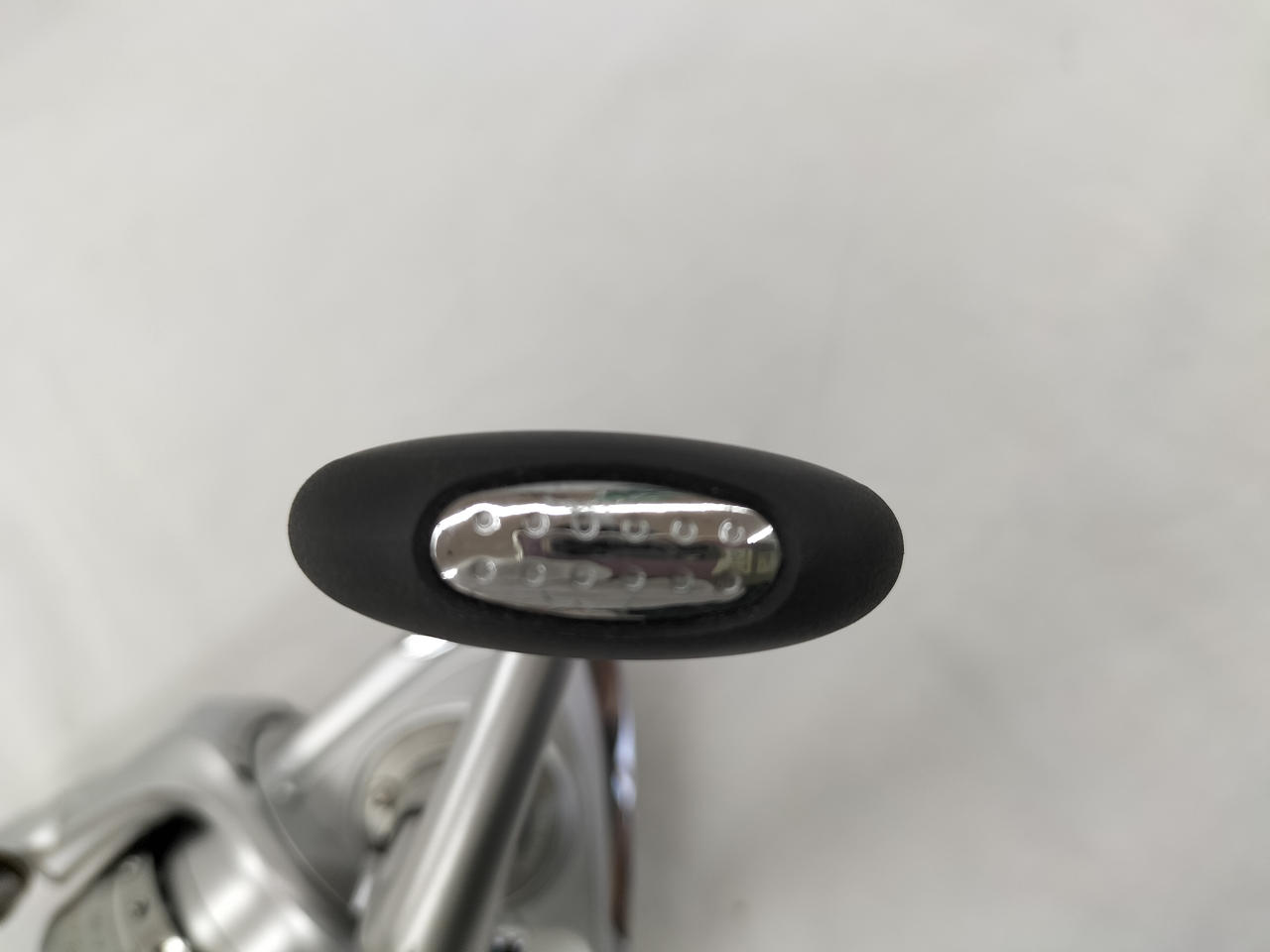 ハンドルノブ、シルバー箇所擦りキズ有り