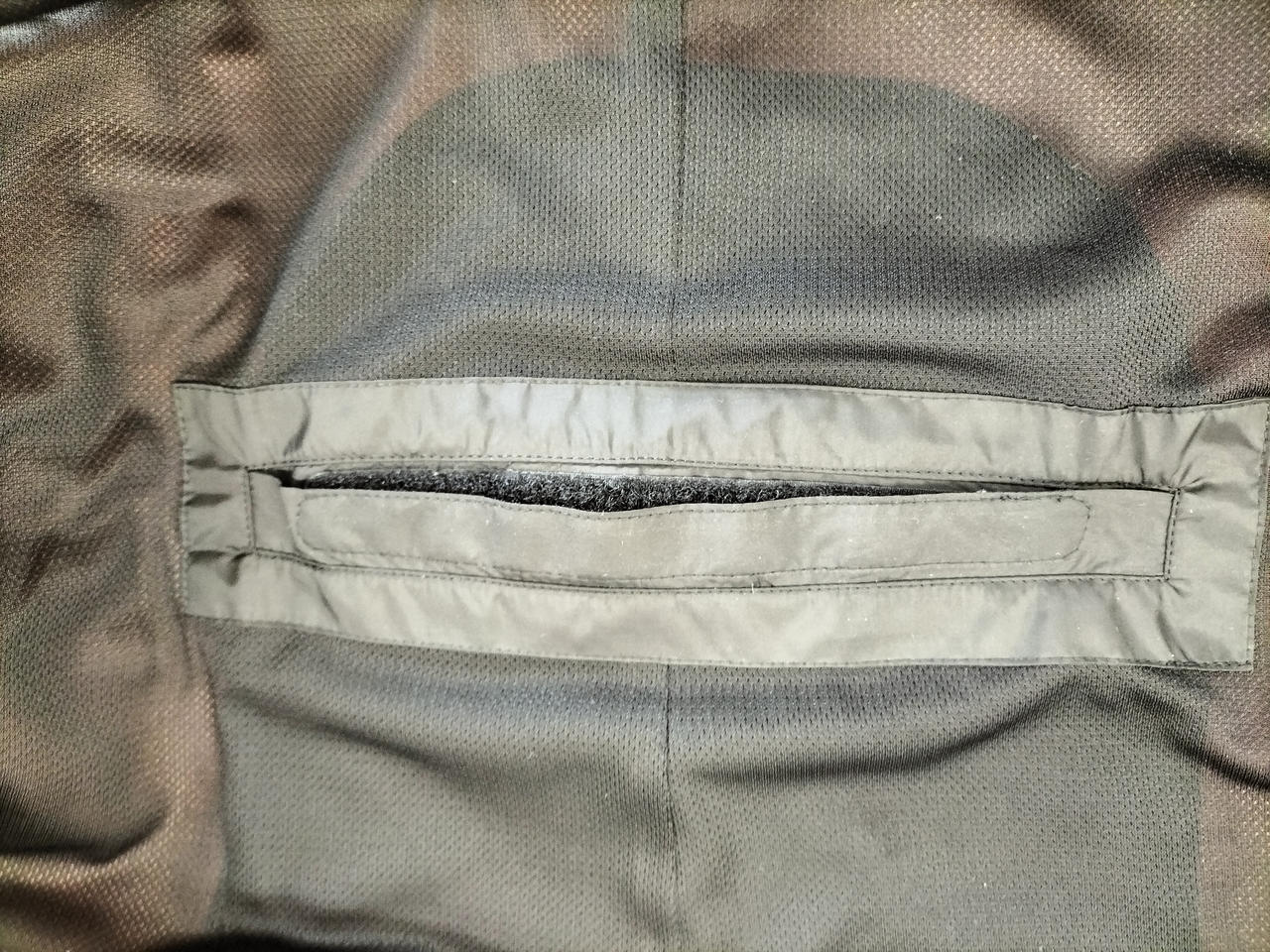 背中裏面真中写真