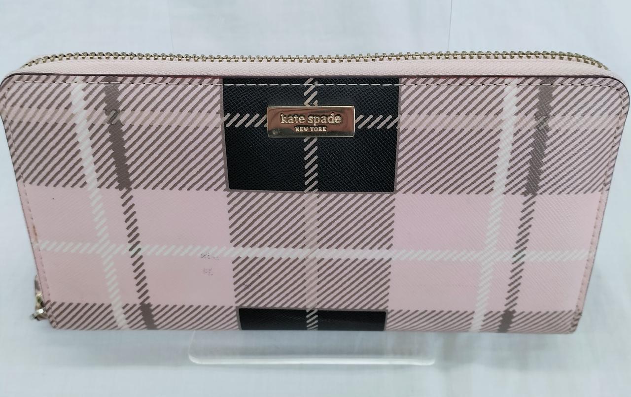 一部取れない汚れあり。