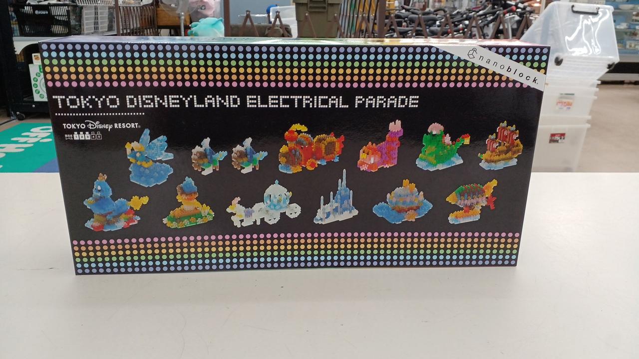 箱は開封してますが中は未開封です