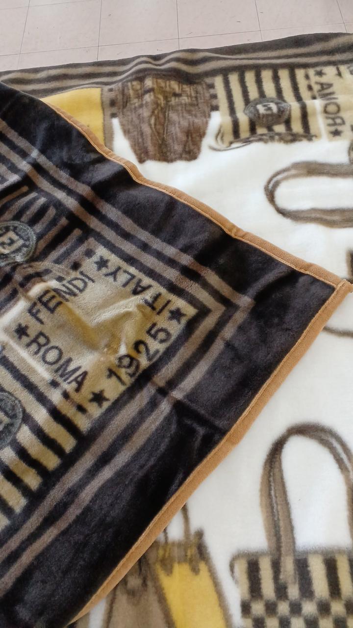 FENDI|ハーフ毛布|HARDOFFオフモール（オフモ）|2031340000028487