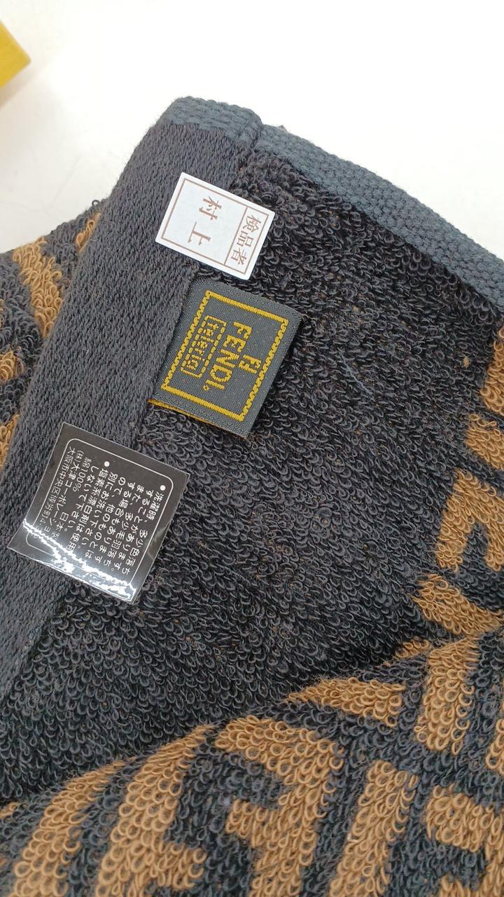 バンド2枚
バスタオル1枚