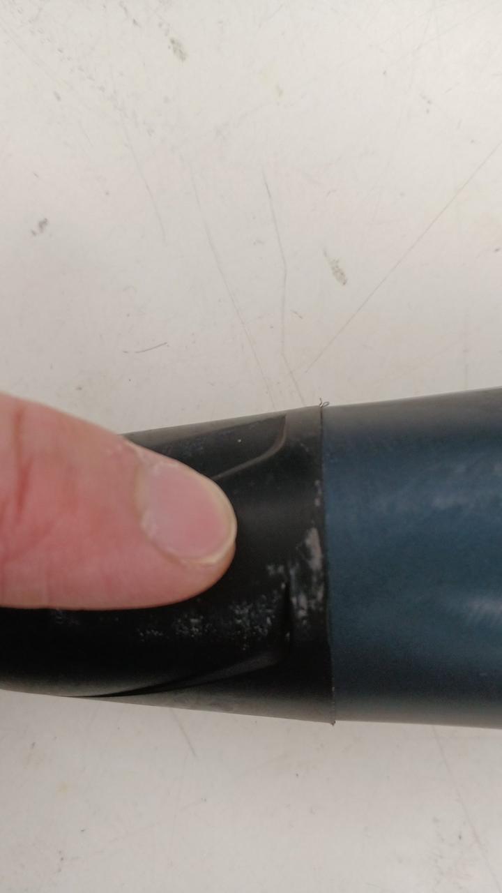擦れなど使用感あります。