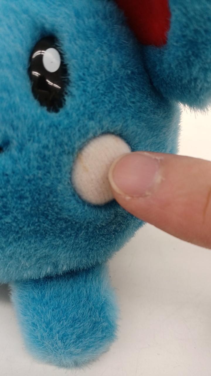 少し汚れがあります。