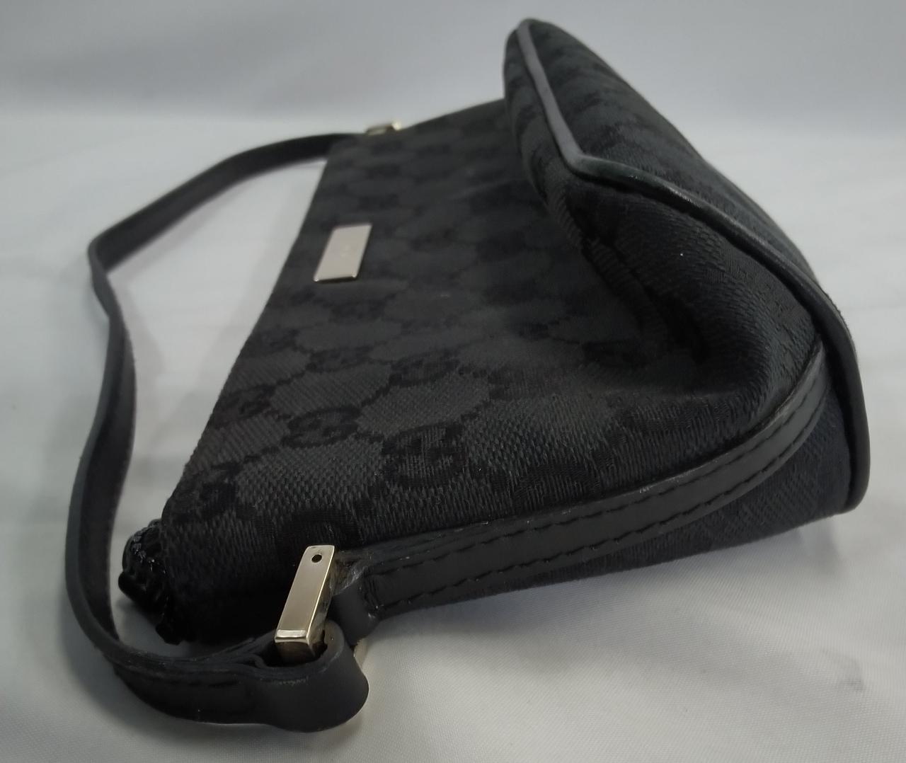 グッチ(GUCCI)|GGキャンバス アクセサリーポーチ|【ハードオフ公式通販