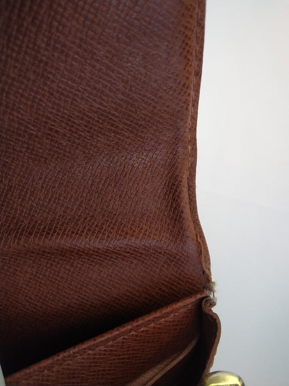 糸のホツレ有り