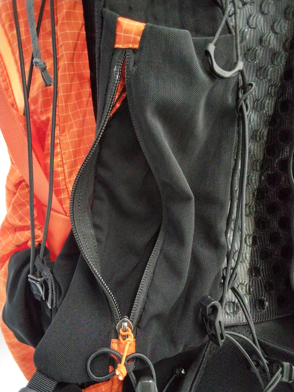 ARC’TERYX 型番：AERIOS 45 バックパック