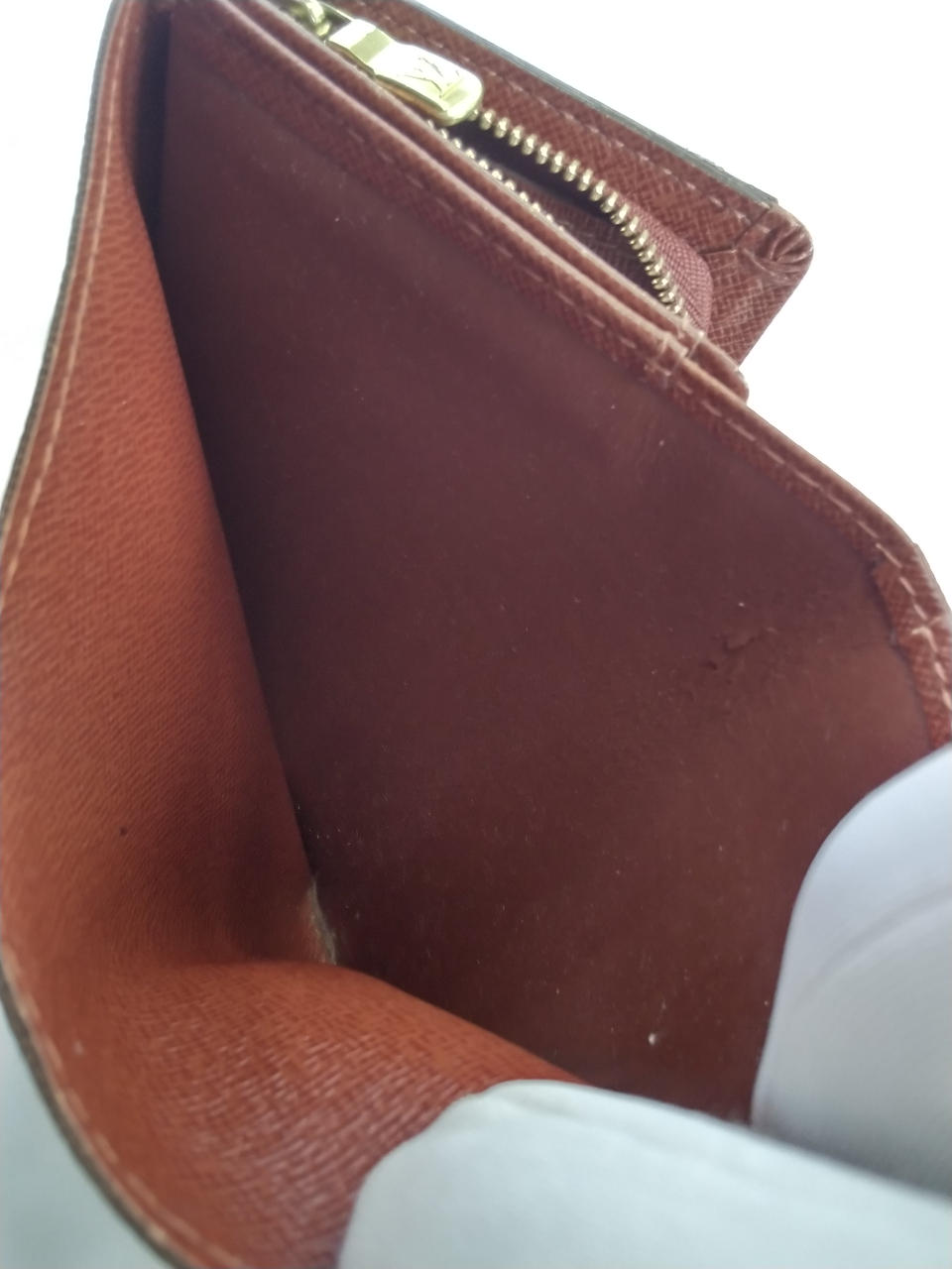 札入れの中  右側シワ、ハガレ有り劣化