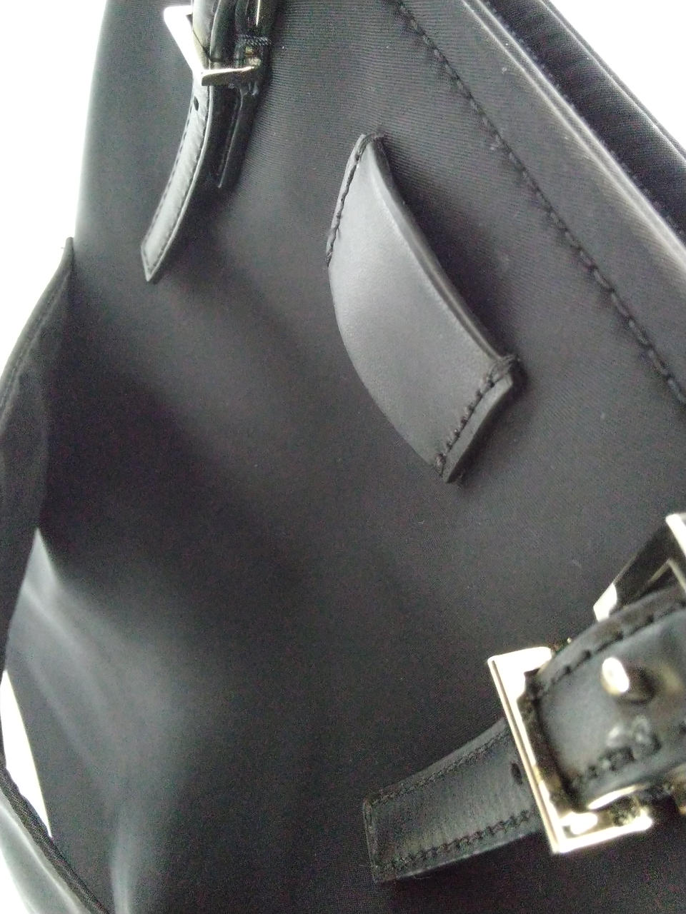 後ろ面  上部に汚れ有り