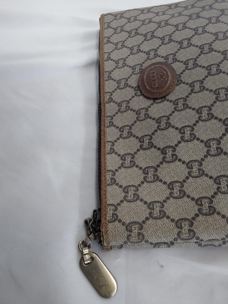 GUCCI PLUS クラッチバッグ GUCCI オールドグッチ PLUS グッチプラス クラッチバッグ