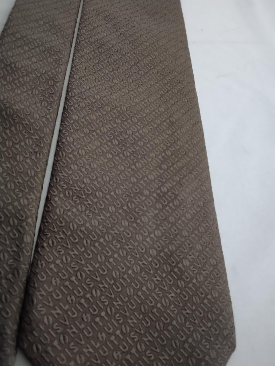 正面大きなシミ有り