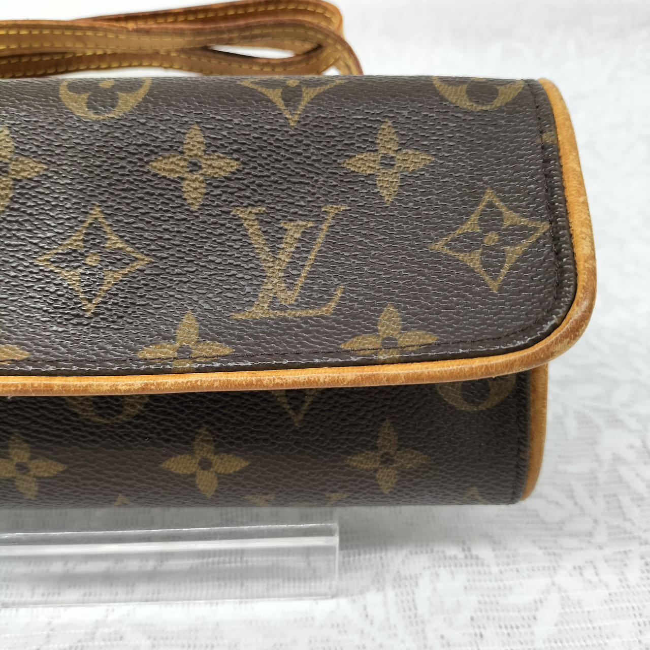 ヌメ革イタミあり