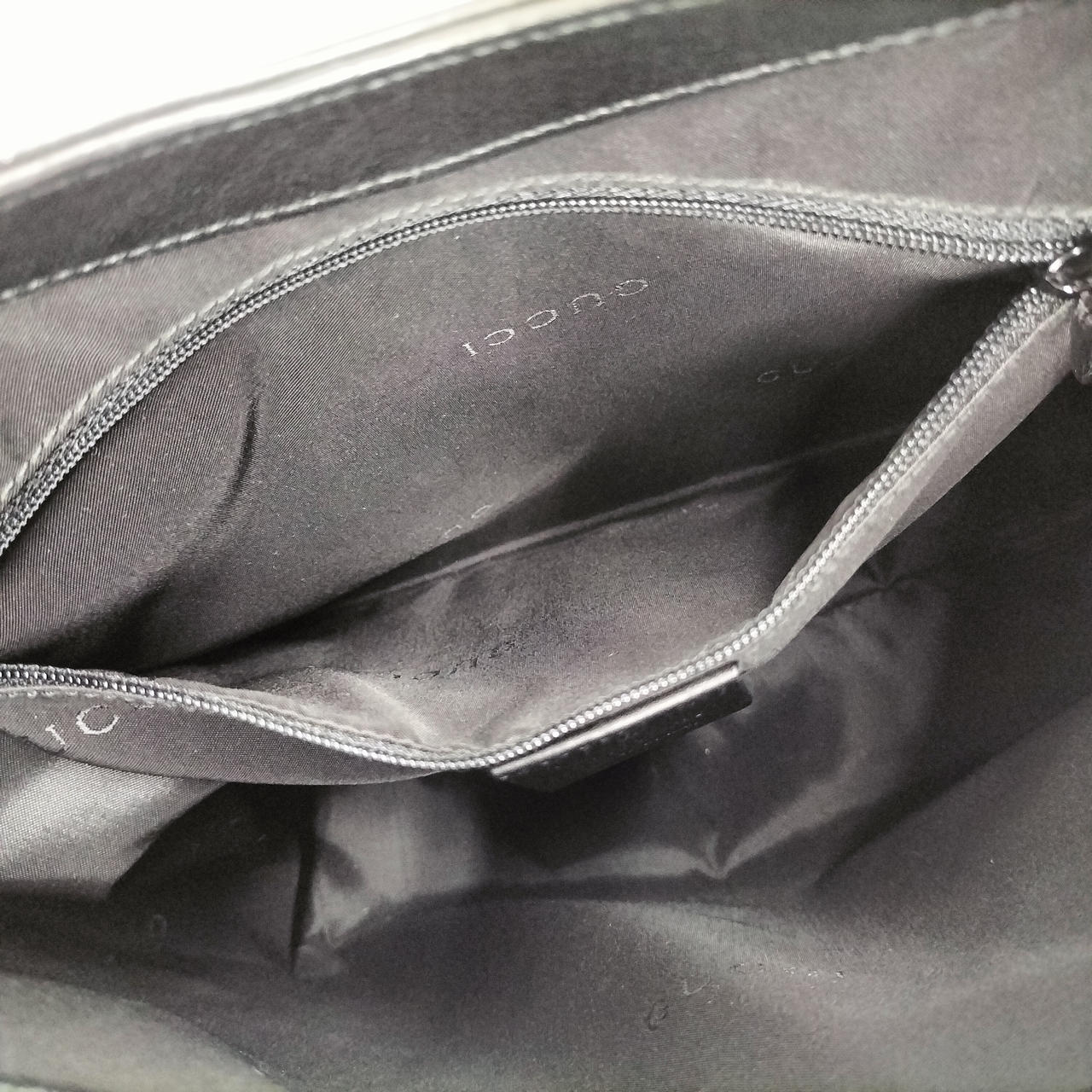 内ポケット汚れなし