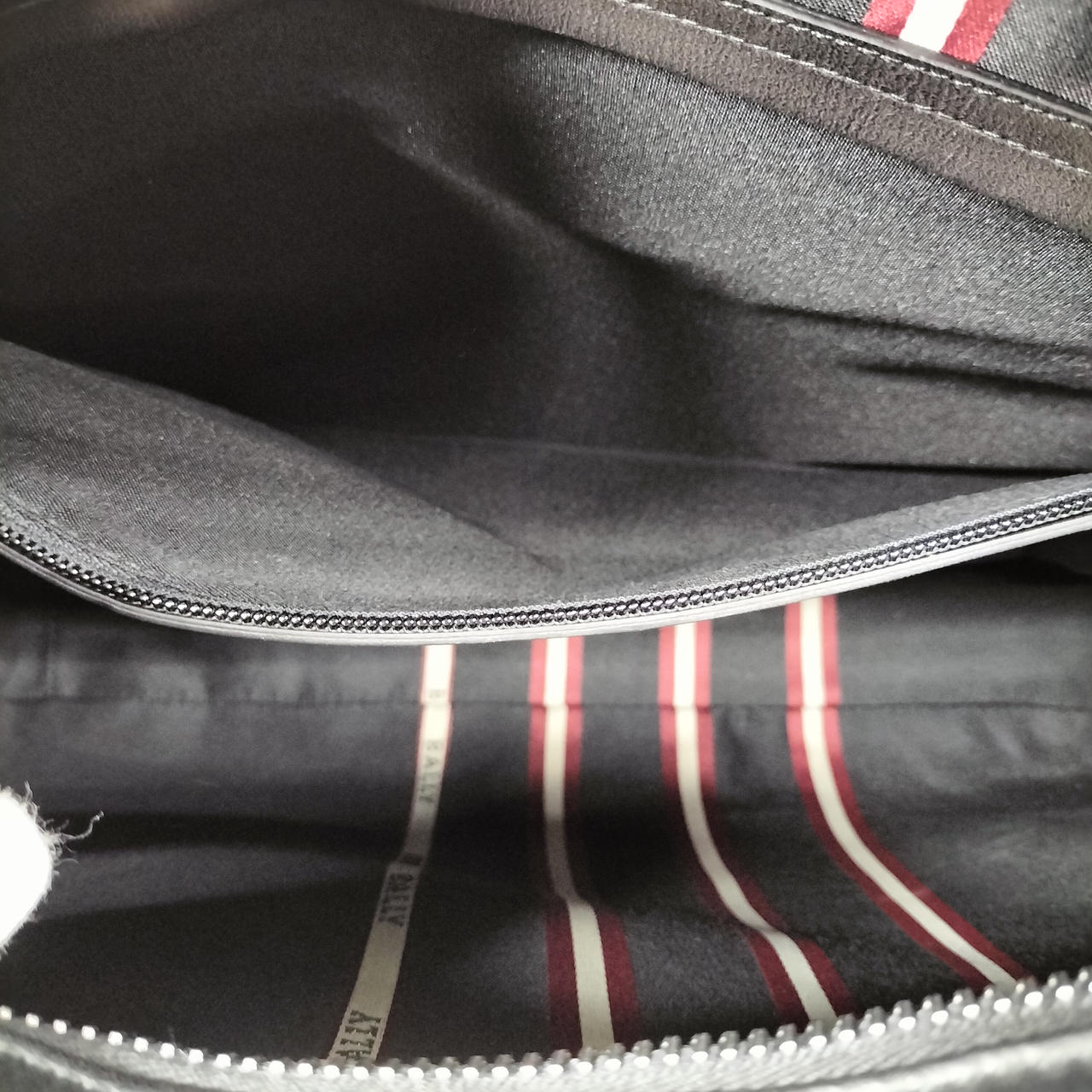 ポケット汚れなし