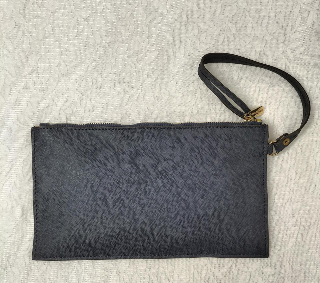 取り外し可能ポーチ