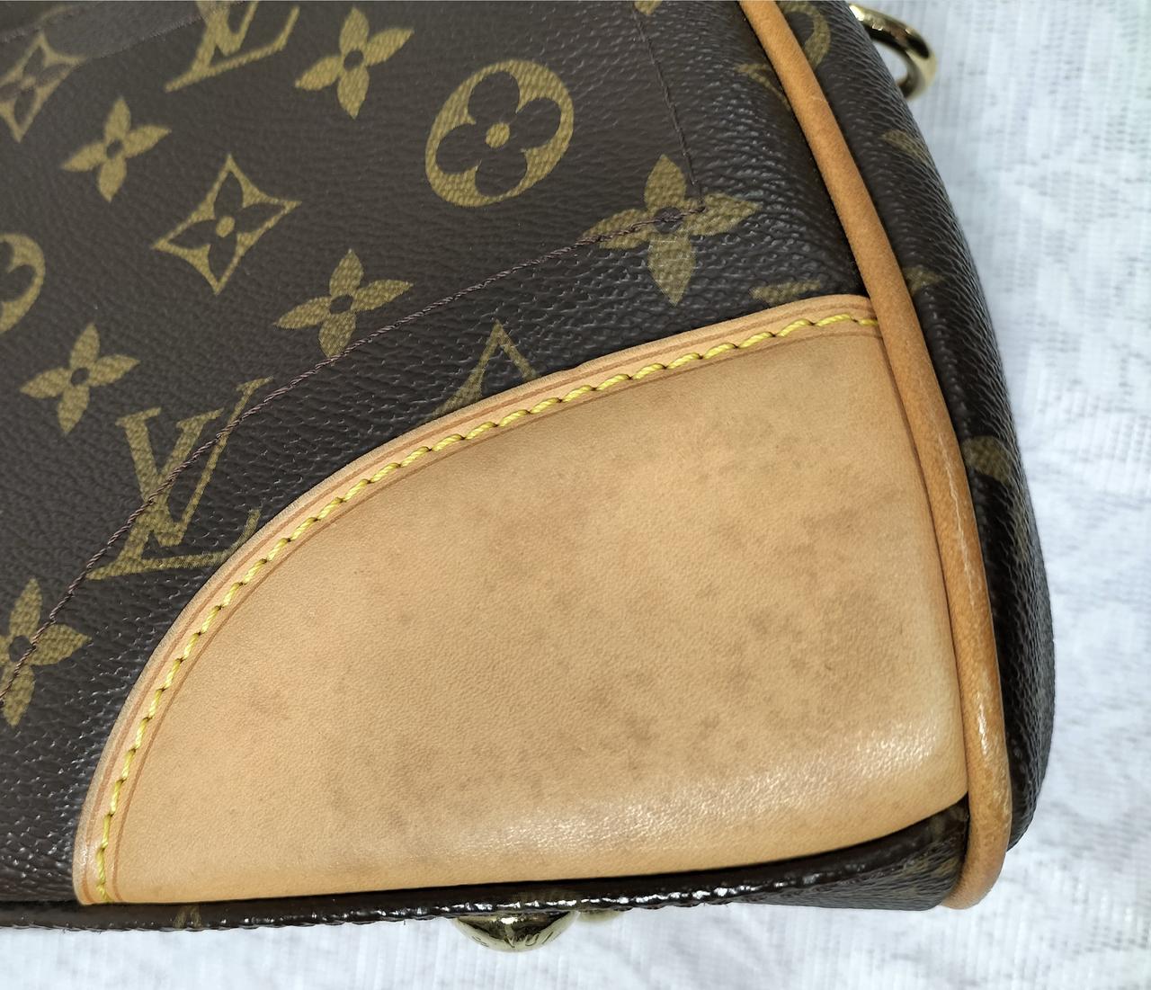 ヌメ革変色あり