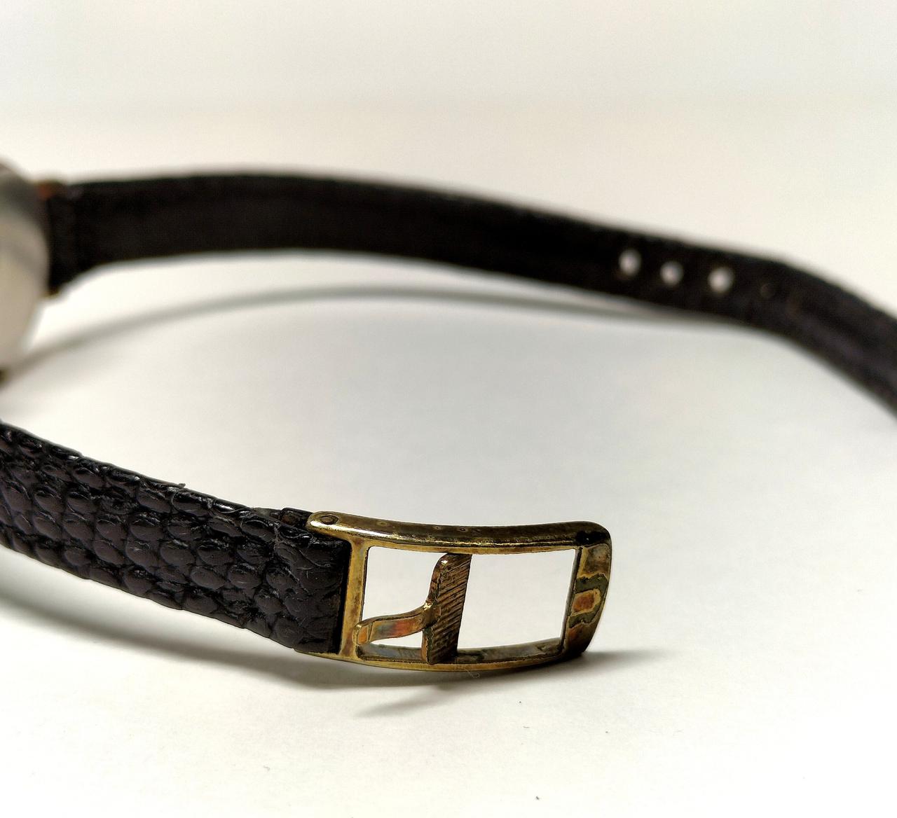 金属部分変色あり