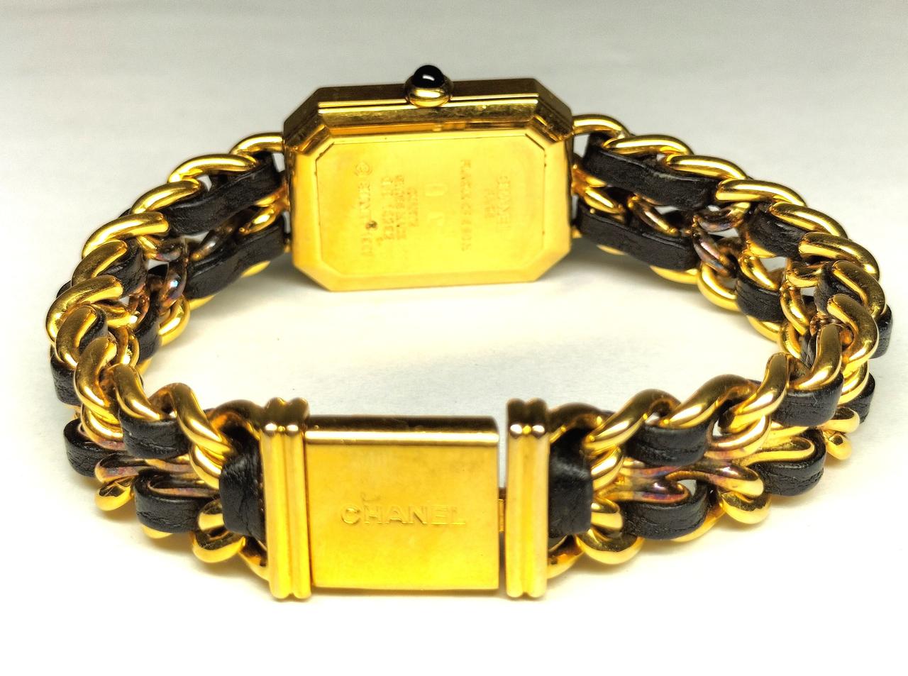 ゴールド部分キズ、変色あり