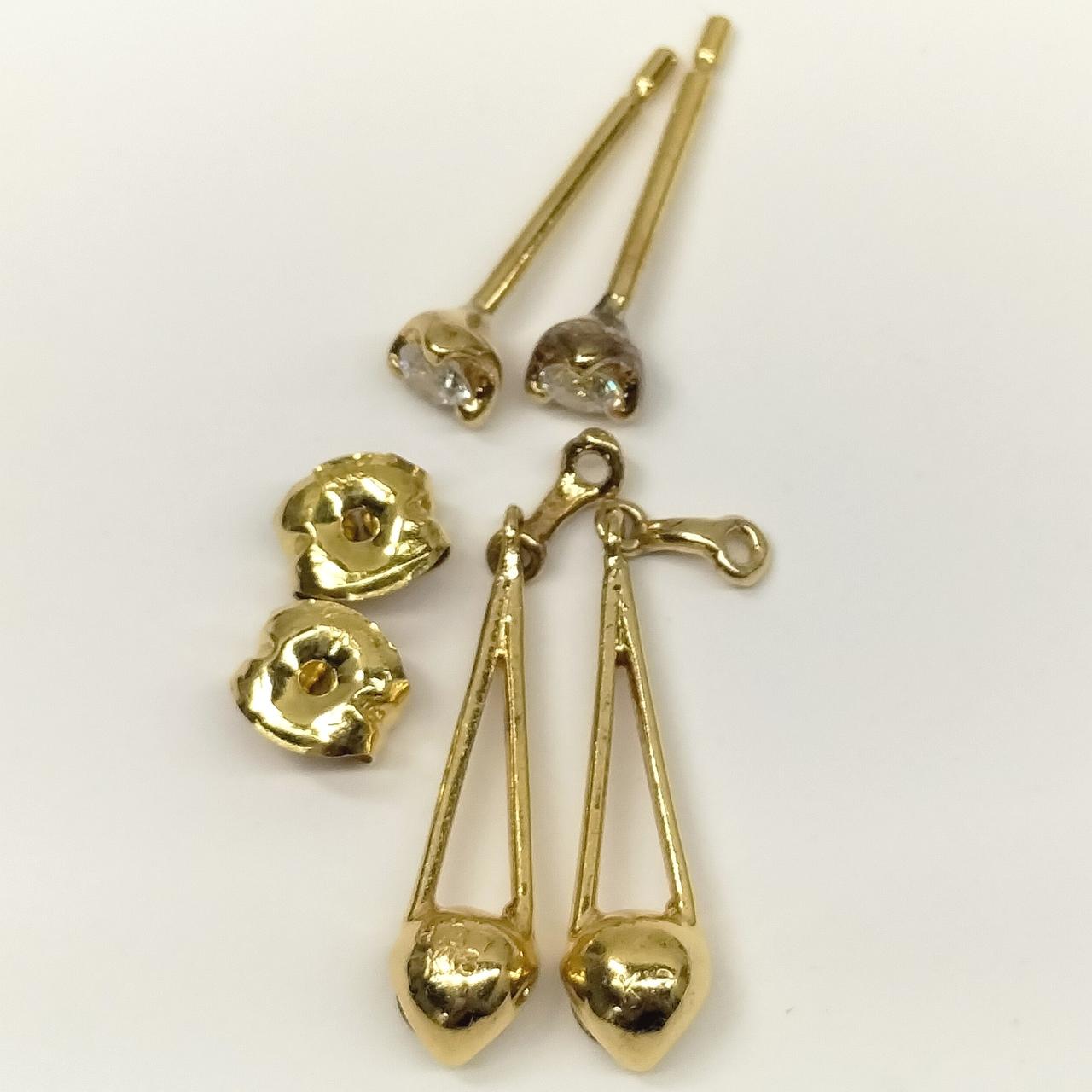 K18 D0.37刻印あり
ポスト変色