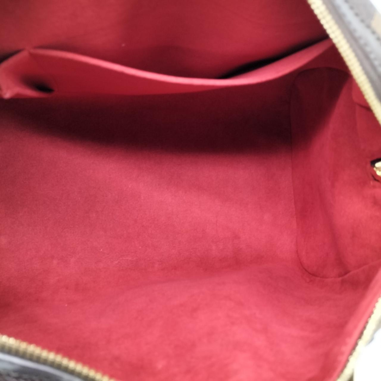 目立った汚れはありません