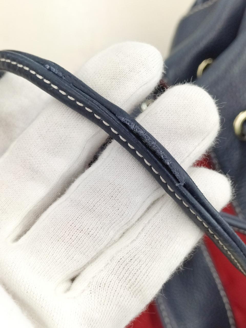 めくれてしまっています。