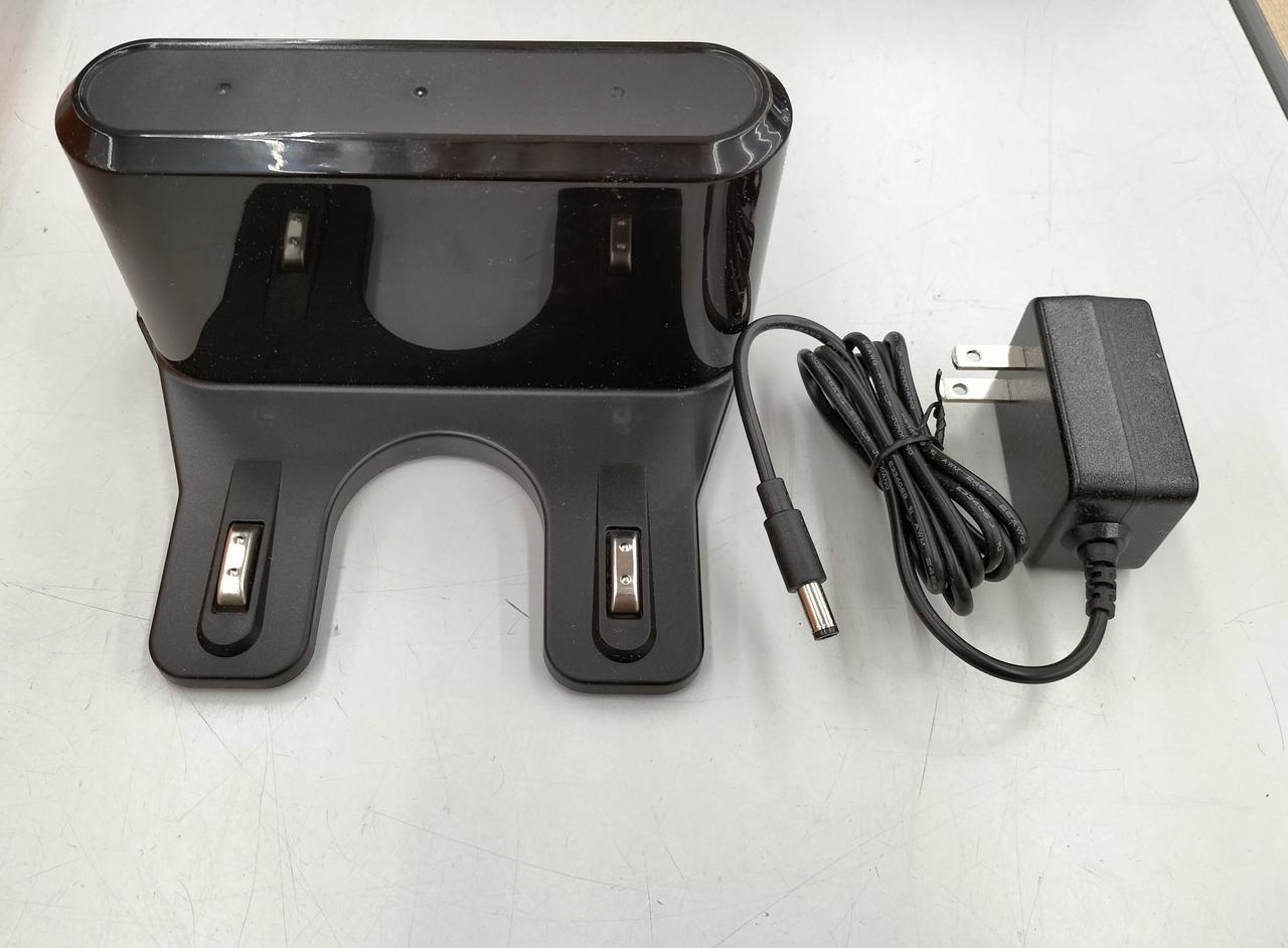 充電台、アダプター