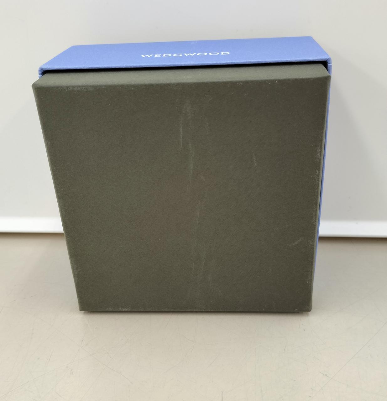 箱裏面、スレ、汚れ有り