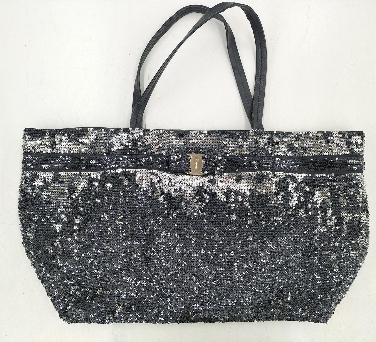 【美品】サルヴァトーレフェラガモ パーティーバッグ スパンコール サルバトーレフェラガモ(salvatore ferragamo)|スパンコール