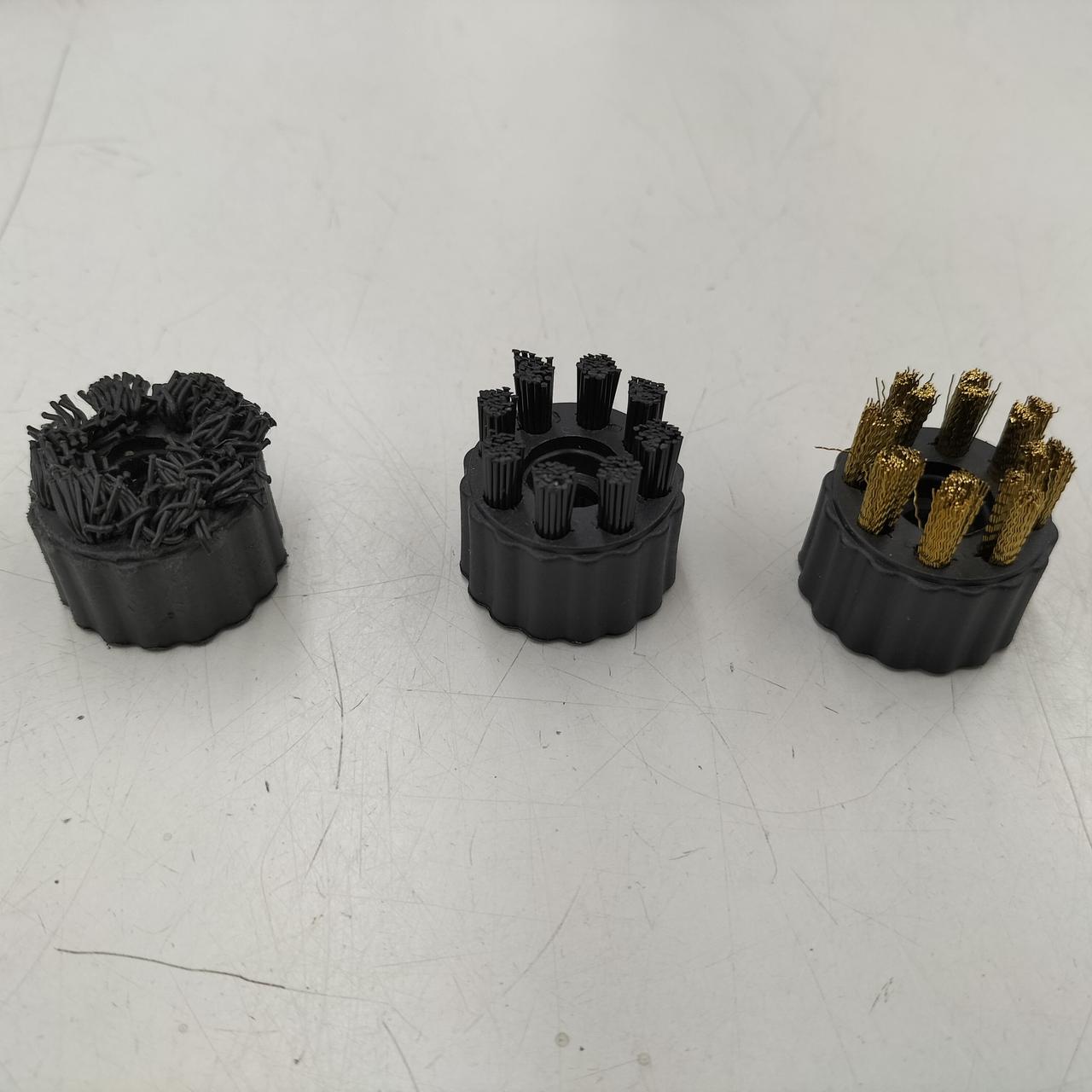 ナイロンブラシ1個ダメージ激しいです