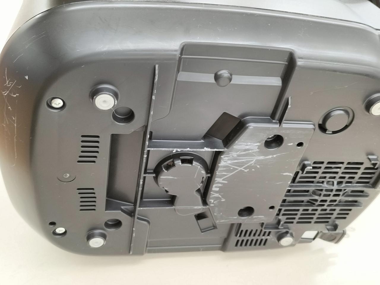 本体底面傷あり