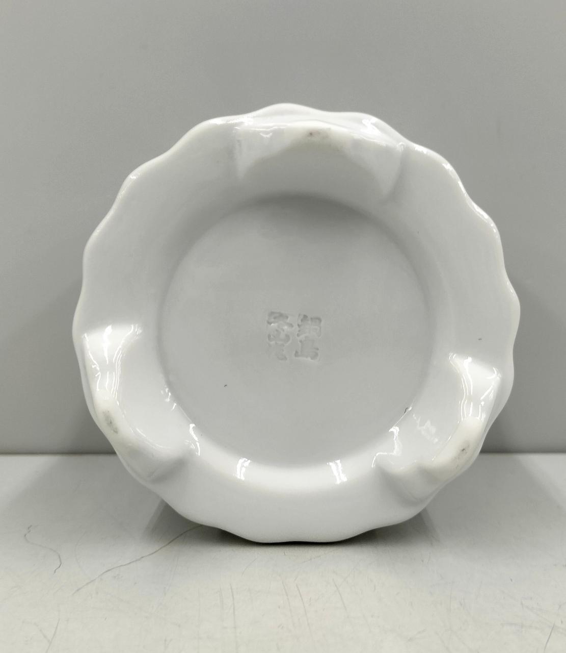 底面、汚れあり