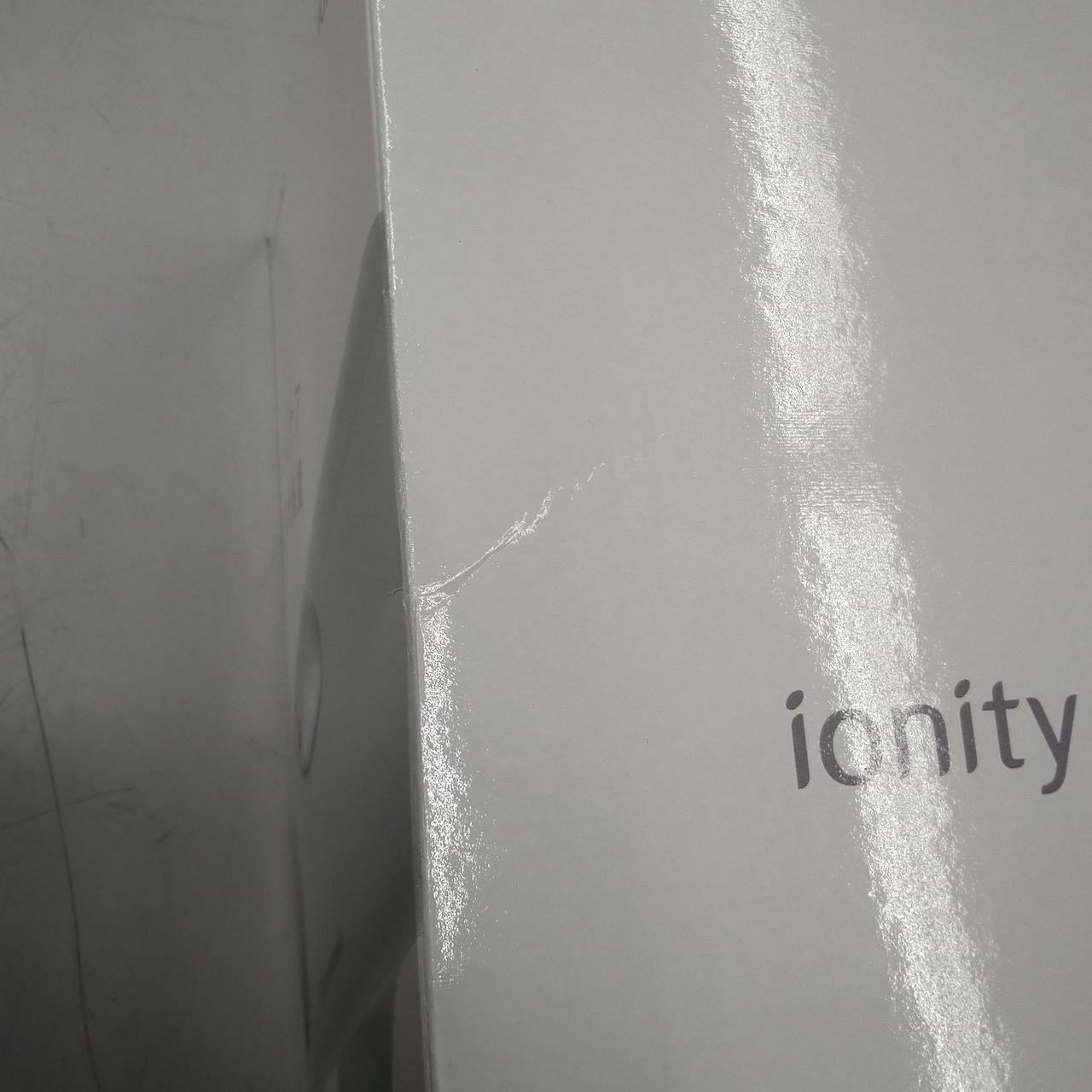 箱ダメージあり