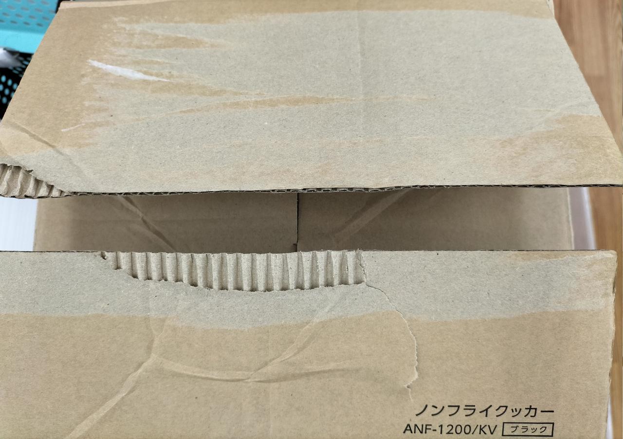 箱ダメージあり