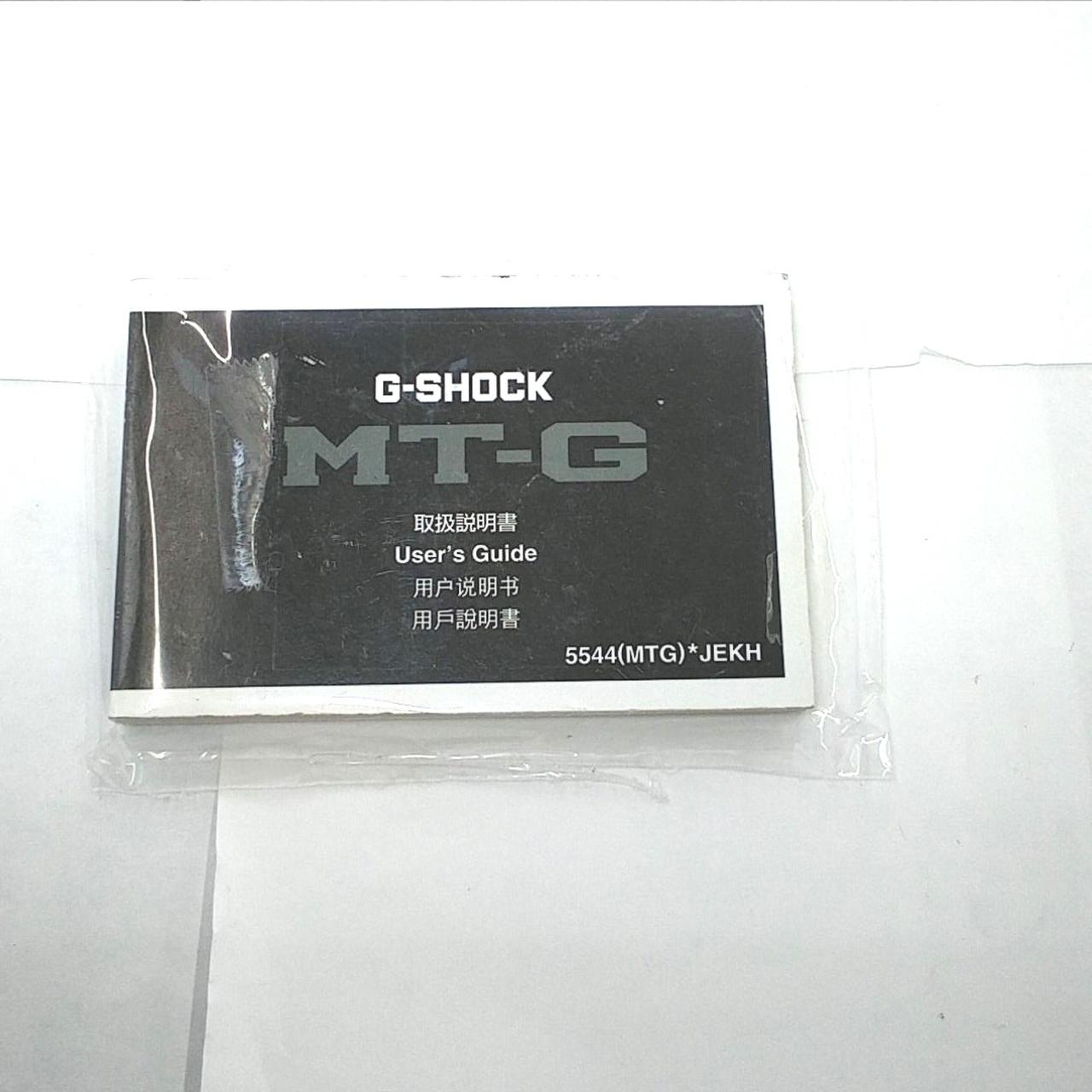 付属品は説明書のみです。