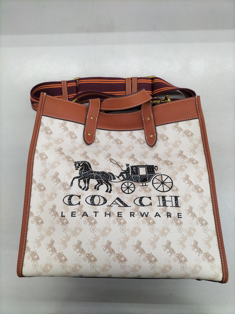 【新品タグ付】COACH フィールドトート ショルダー 2way C8461 228012016b.jpg