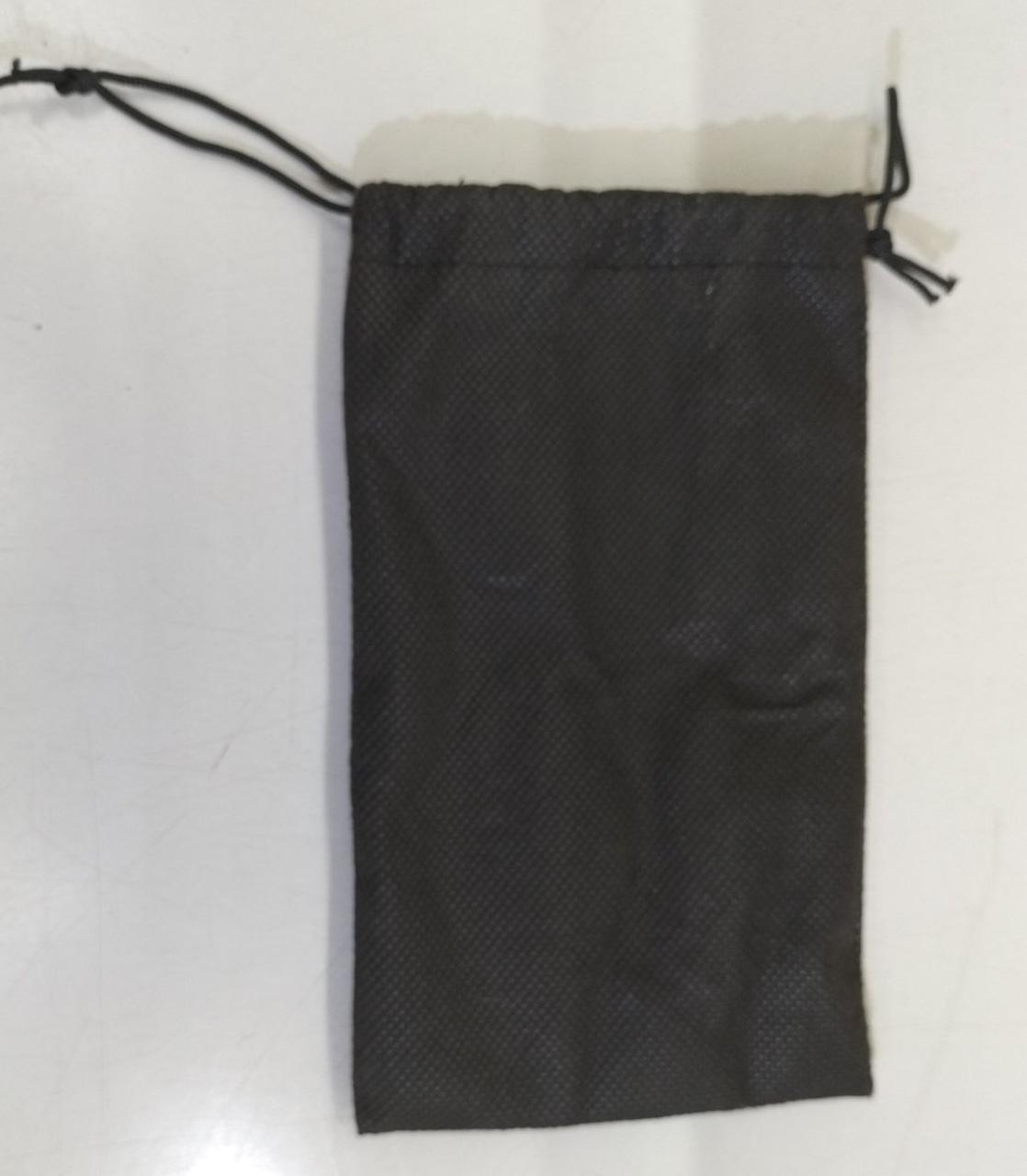 付属ソフトケースになります!