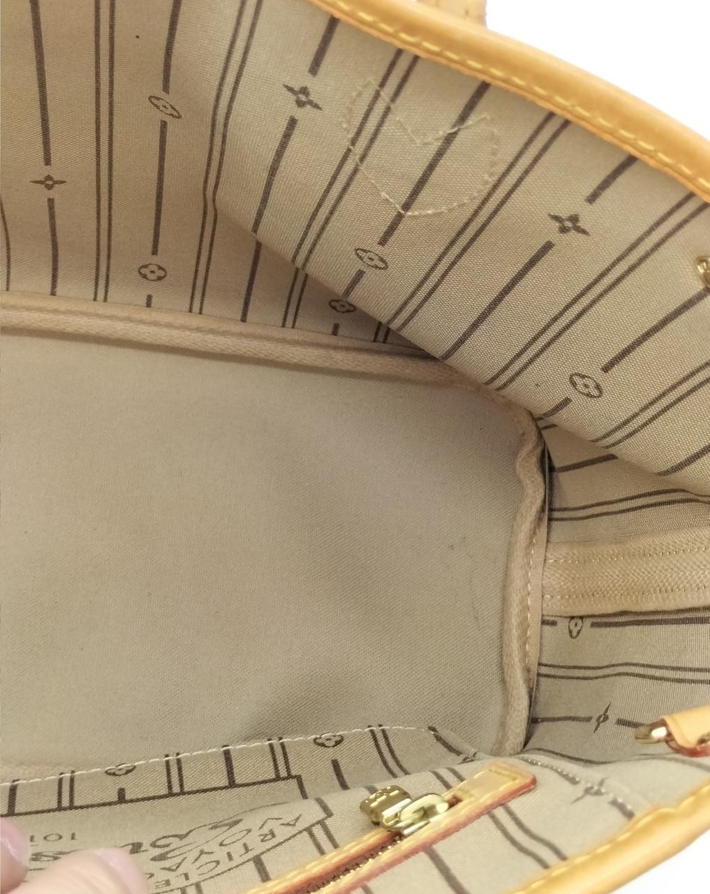 多少の使用汚れ有り