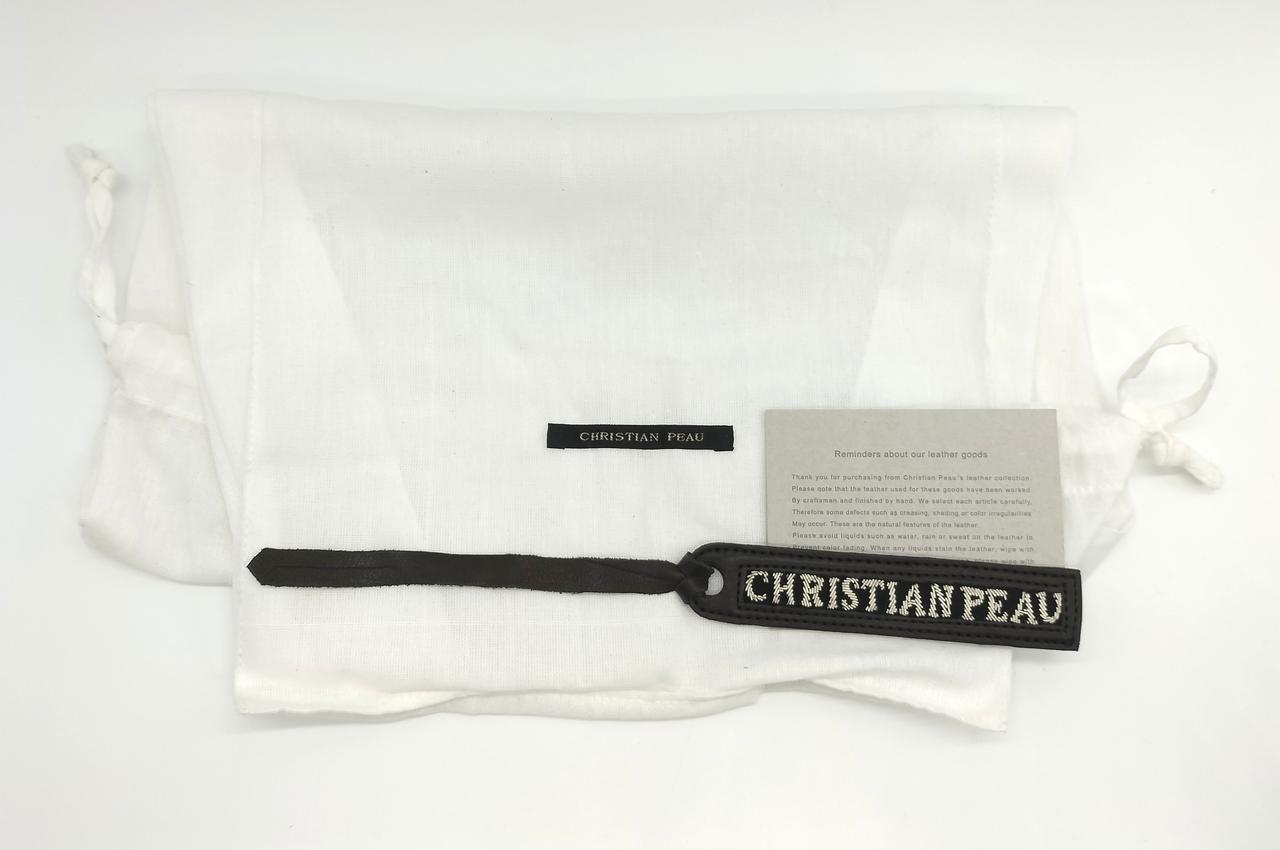 保護袋、ストラップ付属