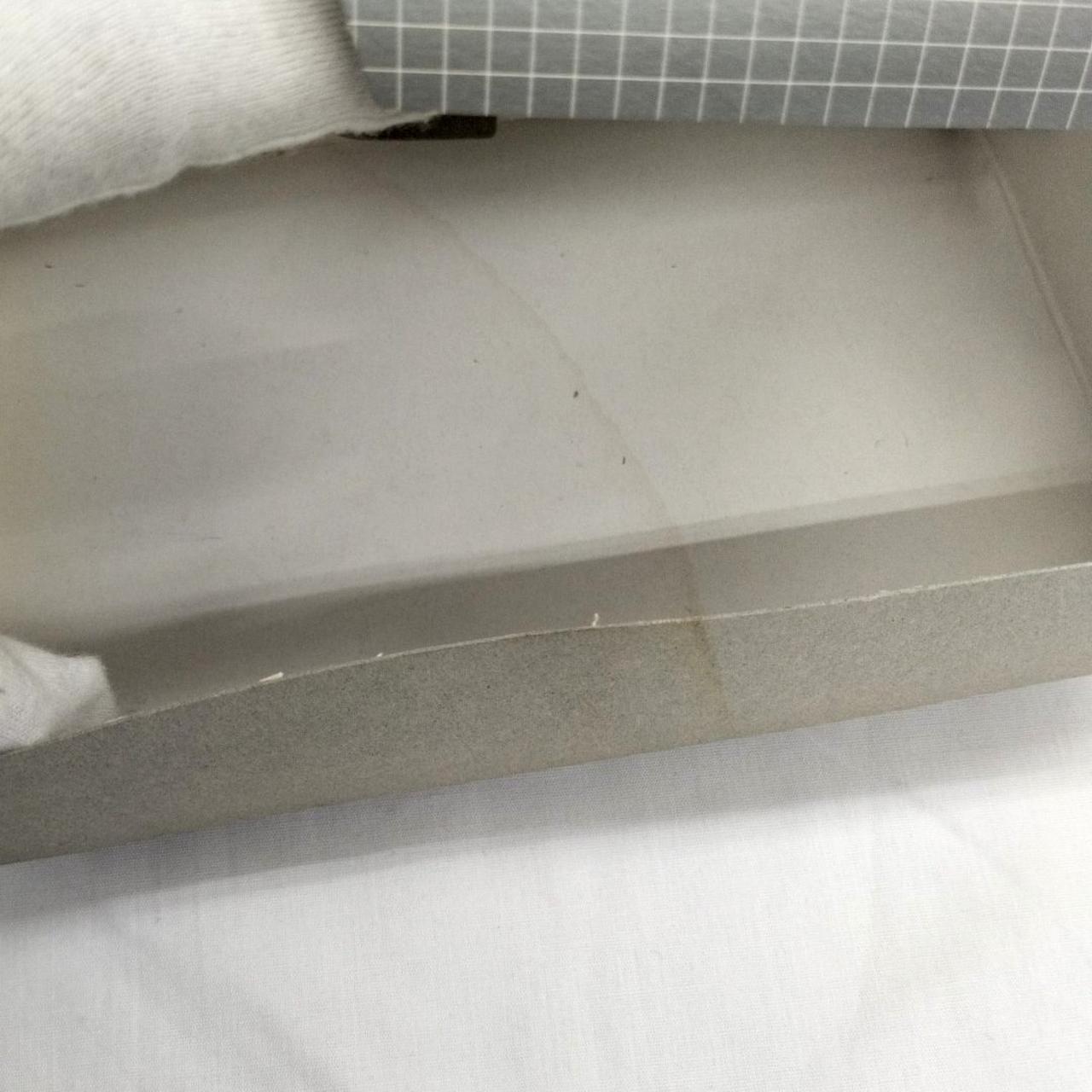 シミ、汚れあります