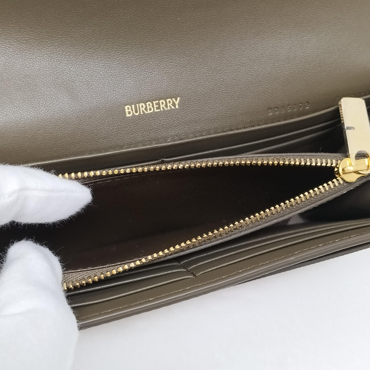 【貴重】Burberry 長財布 BURBERRY バーバリー 財布 メンズ レディース ラウンド