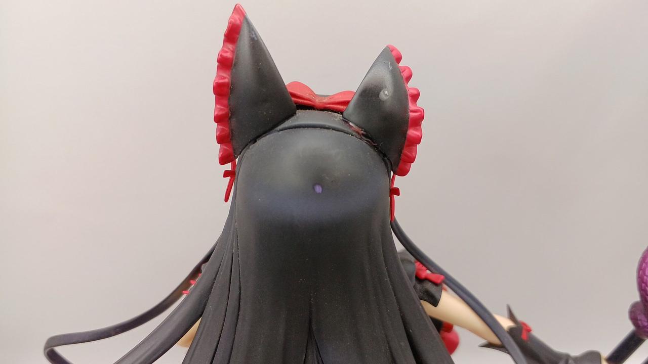 後頭部に汚れが見られます