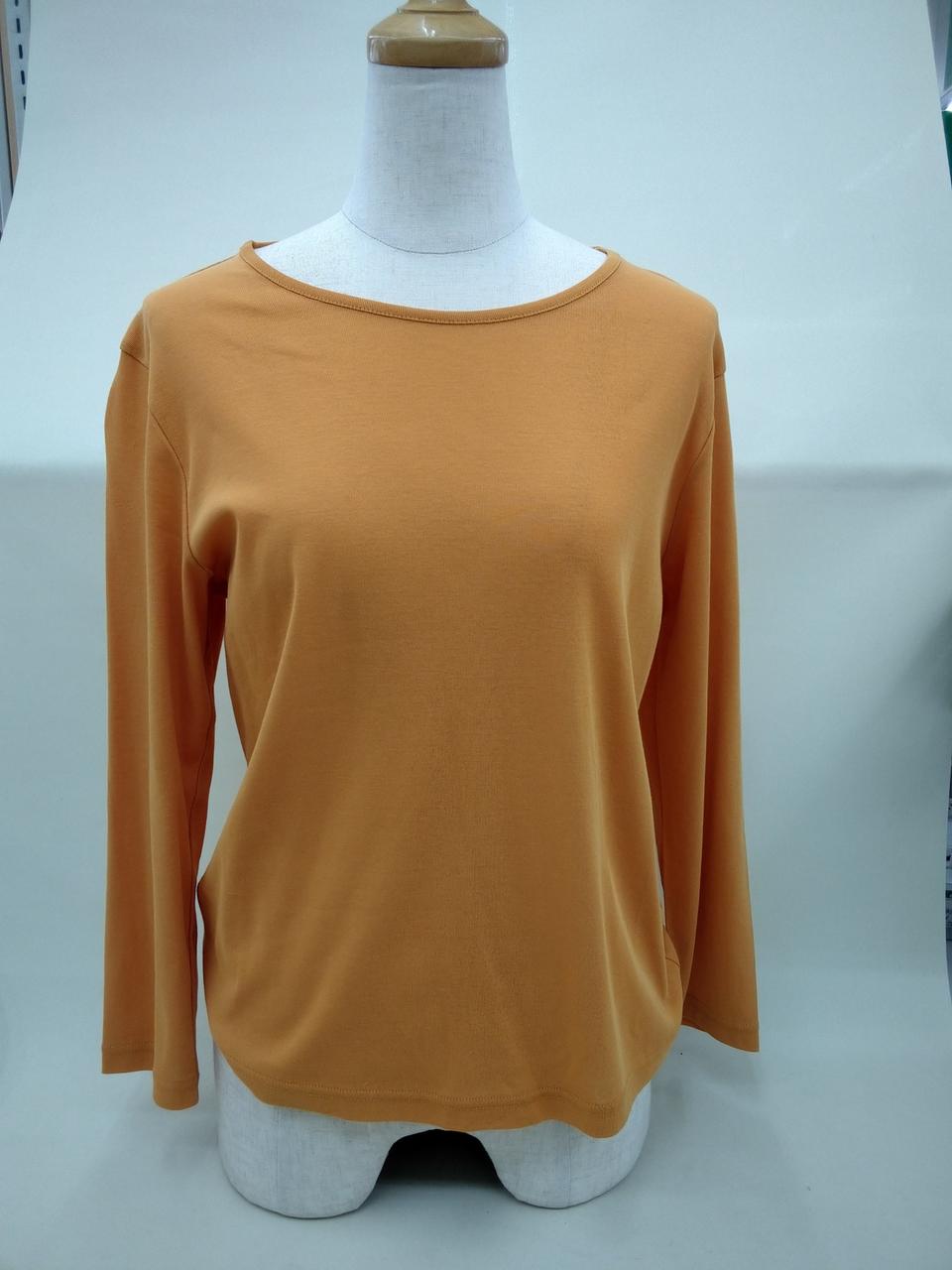 色は鮮やかなオレンジです。