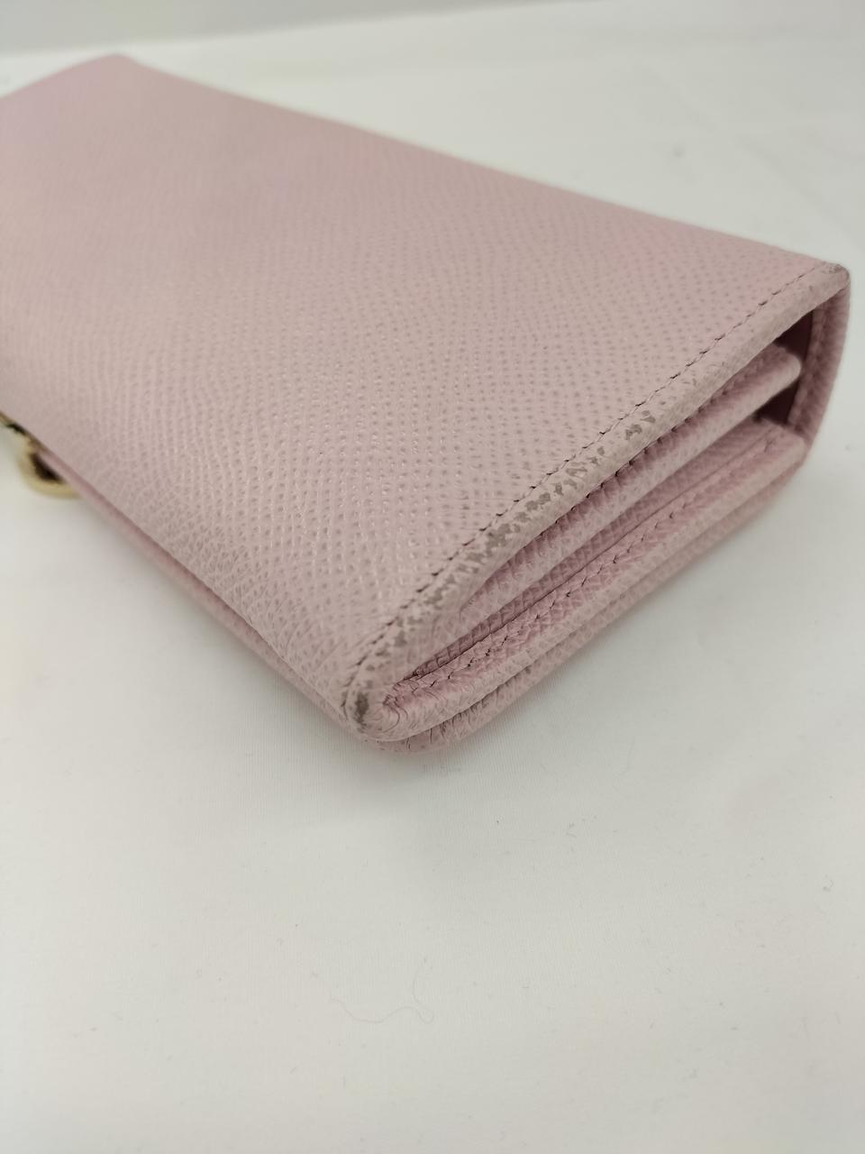 角スレあります。