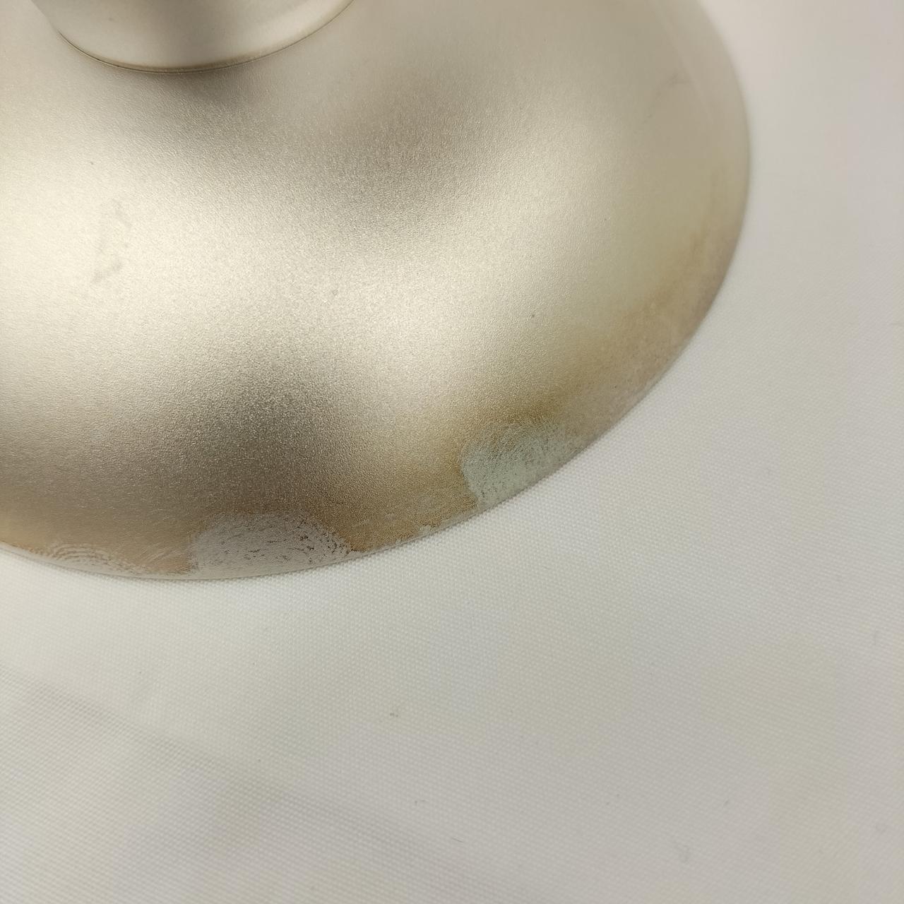 変色有り