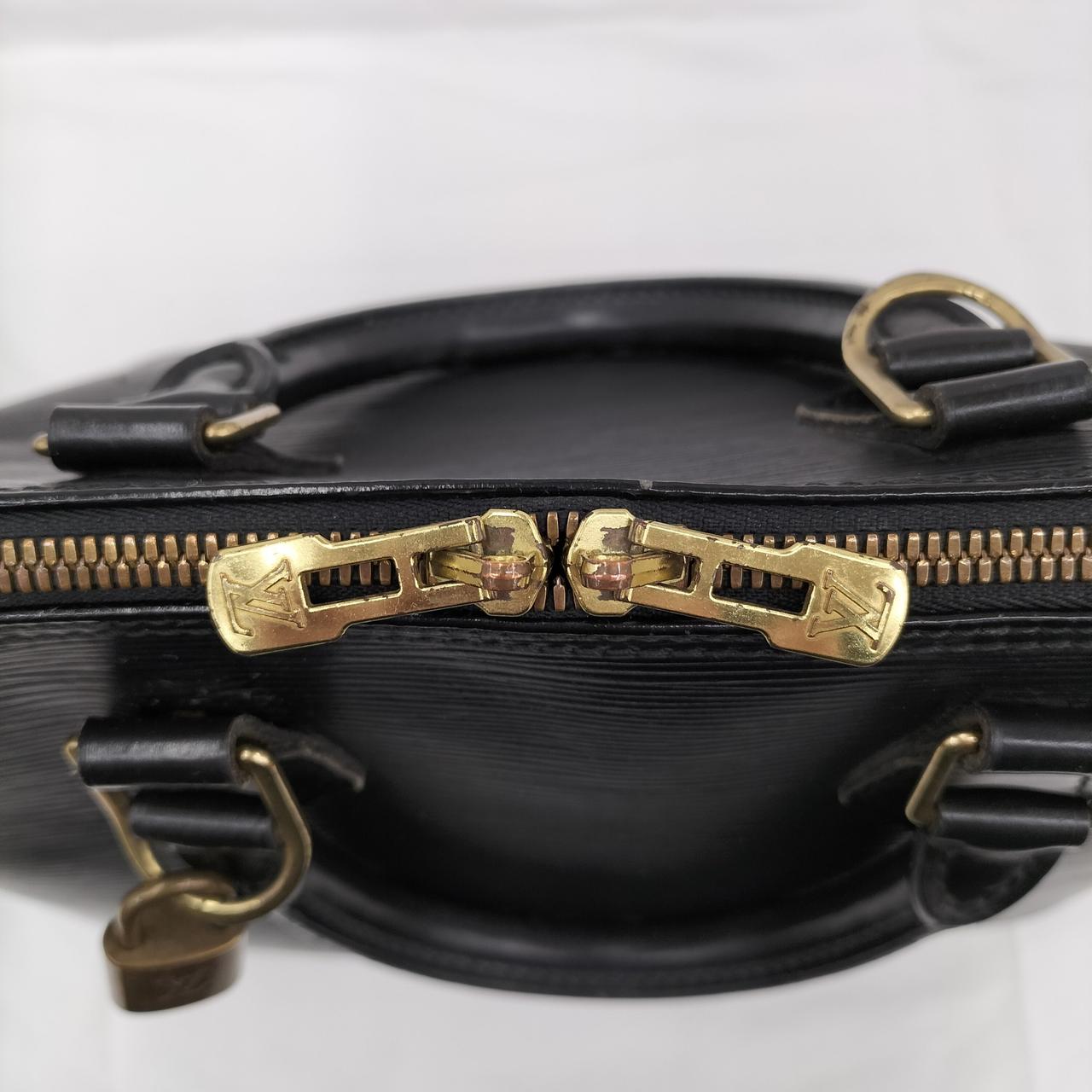 金具キズスレあり