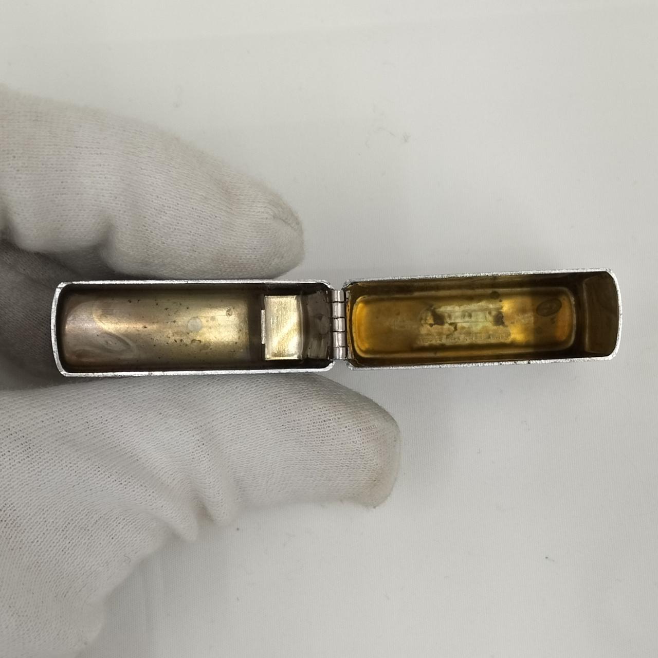 少々使用感あります。