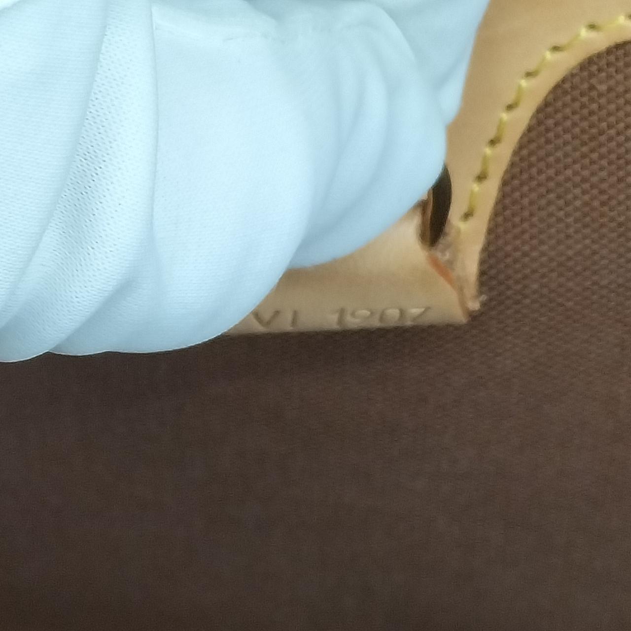 シリアルナンバーVI1907です。