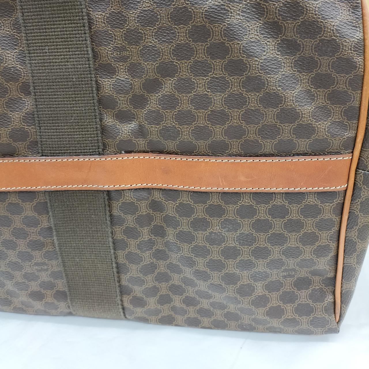 スレによるキズ・汚れ・毛羽立ちあります。