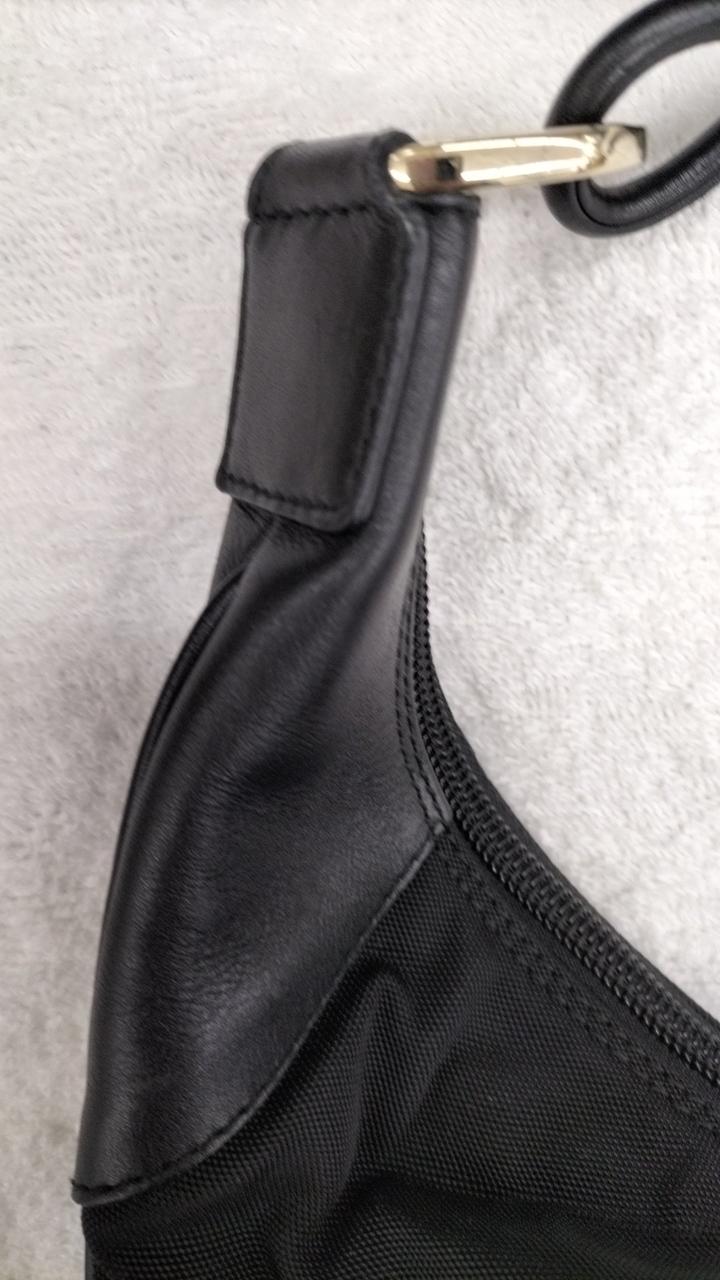 GUCCI グッチ/ナイロンワンショルダー/002122/001****/W36cm×H27.5~37cm×D15cm/グッチ/ABランク/79【中古】 GUCCI（グッチ） GUCCI GG柄 ワンショルダーバッグ ナイロン レザー 黒